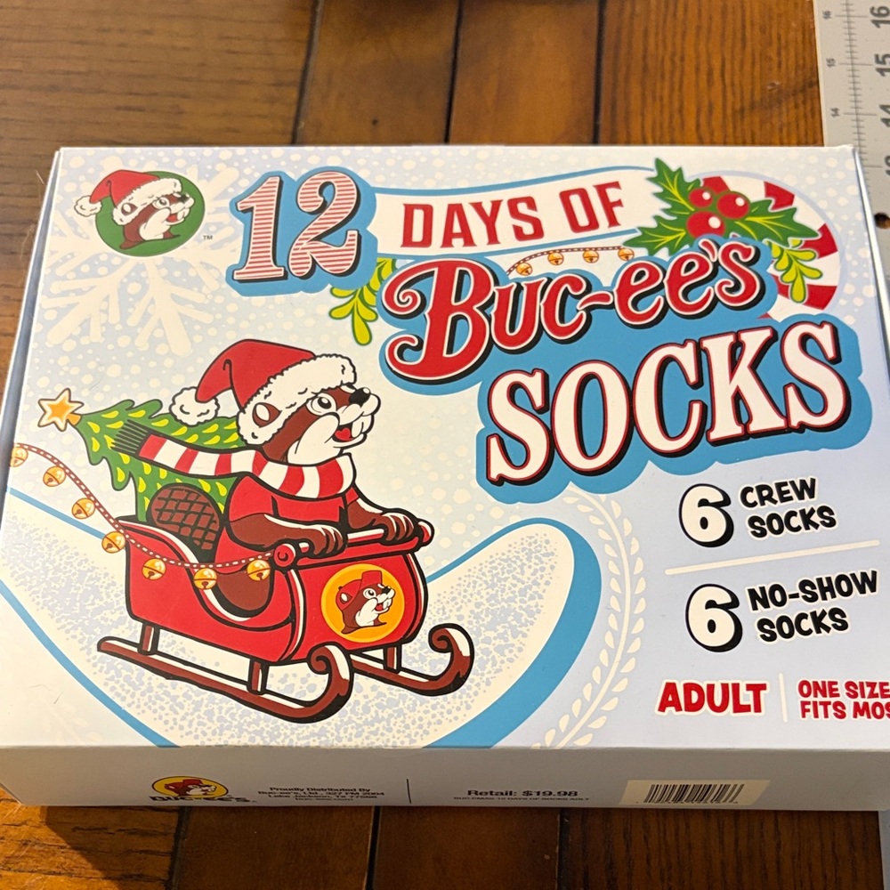 12 Days of Buc-ee's Socks - Blue & Red Holiday Box